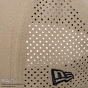 /9forty-peanuts-14124315-osfm-new-era-299658.jpg?v=1711692787